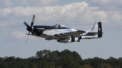 Photo ID 132069 by Gregg Stansbery. Private Private North American P 51D Mustang, NL51HY