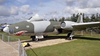 Photo ID 133295 by Niels Roman / VORTEX-images. UK Air Force English Electric Canberra B I 8, XM264