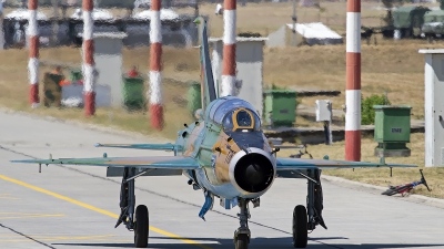 Photo ID 132790 by Niels Roman / VORTEX-images. Romania Air Force Mikoyan Gurevich MiG 21UM Lancer B, 176
