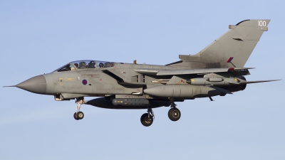 Photo ID 132705 by Chris Lofting. UK Air Force Panavia Tornado GR4, ZD792