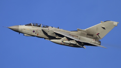 Photo ID 132704 by Chris Lofting. UK Air Force Panavia Tornado GR4A, ZG727