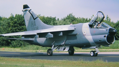 Photo ID 17289 by Arie van Groen. USA Air Force LTV Aerospace A 7D Corsair II, 70 1008