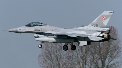 Photo ID 133173 by Rainer Mueller. Poland Air Force General Dynamics F 16C Fighting Falcon, 4041