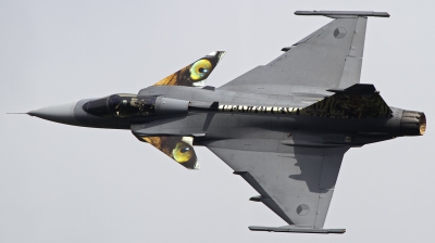 Photo ID 133657 by Tim Van den Boer. Czech Republic Air Force Saab JAS 39C Gripen, 9235