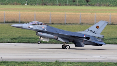 Photo ID 133814 by Milos Ruza. Netherlands Air Force General Dynamics F 16AM Fighting Falcon, J 642
