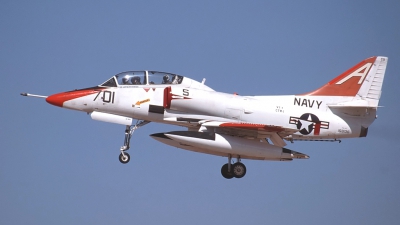 Photo ID 133832 by Peter Boschert. USA Navy Douglas TA 4J Skyhawk, 158136