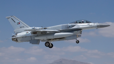 Photo ID 133959 by Zafer BUNA. United Arab Emirates Air Force Lockheed Martin F 16E Fighting Falcon, 3075