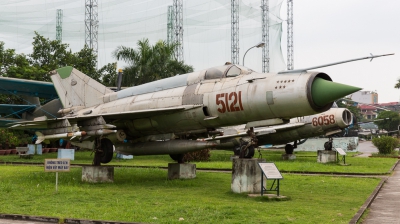 Photo ID 134001 by Andreas Zeitler - Flying-Wings. Vietnam Air Force Mikoyan Gurevich MiG 21MF, 5121