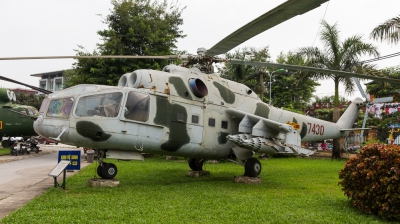 Photo ID 133997 by Andreas Zeitler - Flying-Wings. Vietnam Air Force Mil Mi 24A, 7430