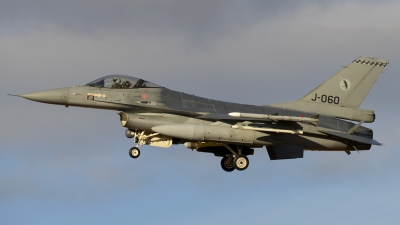 Photo ID 134987 by Armando Tuñon. Netherlands Air Force General Dynamics F 16AM Fighting Falcon, J 060