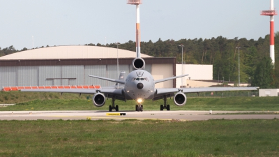 Photo ID 135371 by Manfred Jaggi. USA Air Force McDonnell Douglas KC 10A Extender DC 10 30CF, 84 0186