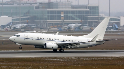 Photo ID 135414 by Lukas Kinneswenger. USA Air Force Boeing C 40B 737 7CP BBJ, 02 0042