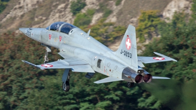 Photo ID 135521 by Isch Eduard. Switzerland Air Force Northrop F 5F Tiger II, J 3203