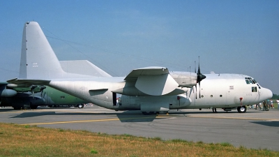 Photo ID 135613 by Peter Terlouw. USA Air Force Lockheed EC 130E RR Hercules L 382, 63 7773