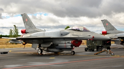 Photo ID 135661 by Ricardo Gomes. Poland Air Force General Dynamics F 16C Fighting Falcon, 4042