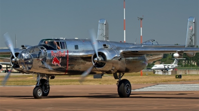 Photo ID 135763 by Chris Albutt. Private Red Bull North American B 25J Mitchell, N6123C