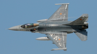 Photo ID 136146 by Joop de Groot. Belgium Air Force General Dynamics F 16AM Fighting Falcon, FA 82