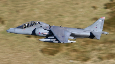 Photo ID 17776 by Paul Cameron. UK Air Force British Aerospace Harrier T 12, ZH657