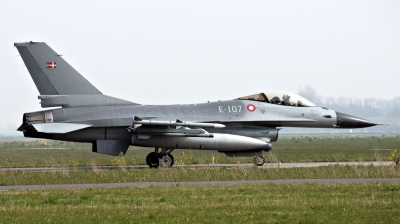 Photo ID 138235 by John. Denmark Air Force General Dynamics F 16AM Fighting Falcon, E 107