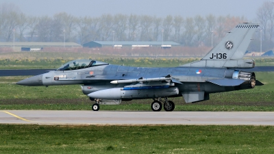 Photo ID 138373 by Rainer Mueller. Netherlands Air Force General Dynamics F 16AM Fighting Falcon, J 136