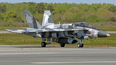 Photo ID 139299 by David F. Brown. USA Navy McDonnell Douglas F A 18A Hornet, 162861