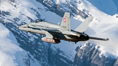 Photo ID 139509 by Robin Coenders / VORTEX-images. Switzerland Air Force McDonnell Douglas F A 18C Hornet, J 5019
