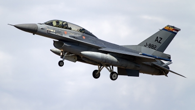 Photo ID 139545 by Niels Roman / VORTEX-images. Netherlands Air Force General Dynamics F 16BM Fighting Falcon, J 882