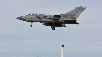 Photo ID 139831 by Doug MacDonald. UK Air Force Panavia Tornado GR4 T, ZA562