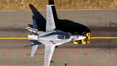 Photo ID 139987 by Sven Zimmermann. Switzerland Air Force McDonnell Douglas F A 18C Hornet, J 5011