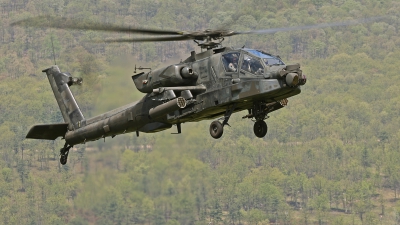 Photo ID 140179 by David F. Brown. USA Army McDonnell Douglas AH 64D Apache Longbow, 00 05165