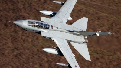 Photo ID 18282 by Chris Procter. UK Air Force Panavia Tornado GR4, ZD715