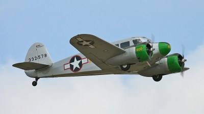 Photo ID 18286 by Johannes Berger. Private Commemorative Air Force Cessna UC 78B Bobcat, N44795