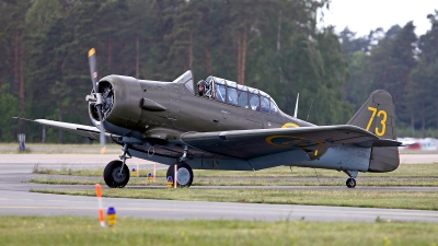 Photo ID 141242 by Carl Brent. Private Swedish Air Force Historic Flight Noorduyn AT 16 Harvard IIb, SE FVU