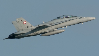Photo ID 141656 by Sven Zimmermann. Switzerland Air Force McDonnell Douglas F A 18D Hornet, J 5236