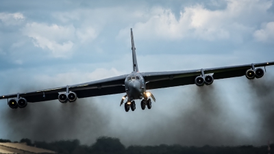 Photo ID 142361 by Lloyd Horgan. USA Air Force Boeing B 52H Stratofortress, 61 0004