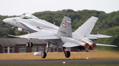 Photo ID 142423 by Mirko Krogmeier. Switzerland Air Force McDonnell Douglas F A 18C Hornet, J 5005