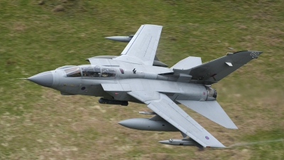 Photo ID 142559 by Joop de Groot. UK Air Force Panavia Tornado GR4, ZA560