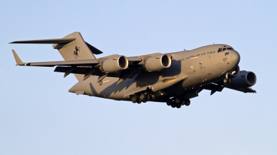 Photo ID 144483 by Niels Roman / VORTEX-images. Australia Air Force Boeing C 17A Globemaster III, A41 207