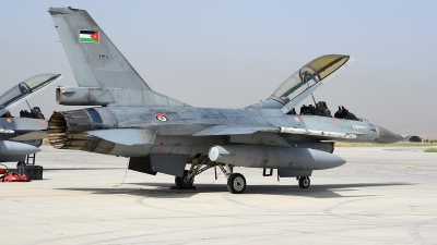 Photo ID 144544 by Lieuwe Hofstra. Jordan Air Force General Dynamics F 16BM Fighting Falcon, 131