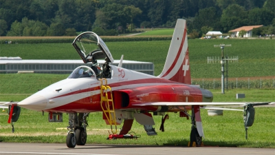 Photo ID 146497 by Chris Albutt. Switzerland Air Force Northrop F 5E Tiger II, J 3081