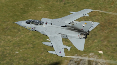 Photo ID 147409 by Barry Swann. UK Air Force Panavia Tornado GR4, ZA472