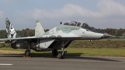 Photo ID 149016 by Thomas Ziegler - Aviation-Media. Slovakia Air Force Mikoyan Gurevich MiG 29UBS 9 51, 5304