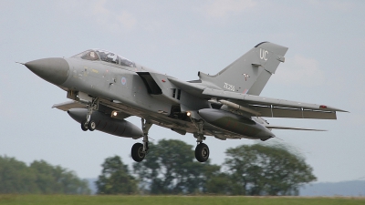 Photo ID 149770 by Ian Nightingale. UK Air Force Panavia Tornado F3, ZE255