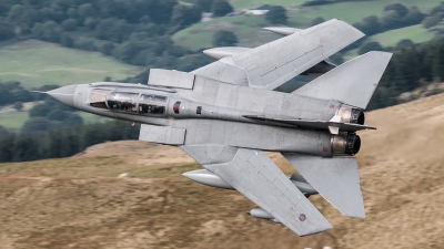 Photo ID 149799 by Andy Sneddon. UK Air Force Panavia Tornado GR4, ZD714