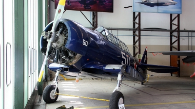 Photo ID 150027 by Jan Eenling. Netherlands Air Force Noorduyn AT 16 Harvard IIb, B 165