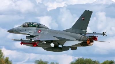Photo ID 151787 by Jiri Sofilkanic. Denmark Air Force General Dynamics F 16BM Fighting Falcon, ET 613