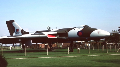 Photo ID 152525 by Arie van Groen. UK Air Force Avro 698 Vulcan B2, XM607