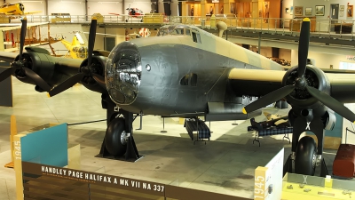 Photo ID 153294 by Johannes Berger. UK Air Force Handley Page HP 63 Halifax A VII, NA337