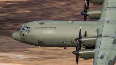 Photo ID 153430 by Tom Dean. UK Air Force Lockheed Martin Hercules C4 C 130J 30 L 382, ZH879