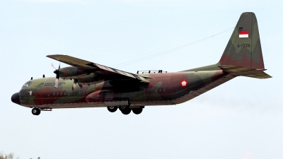 Photo ID 154511 by Carl Brent. Indonesia Air Force Lockheed L 100 30 Hercules L 382G, A 1326